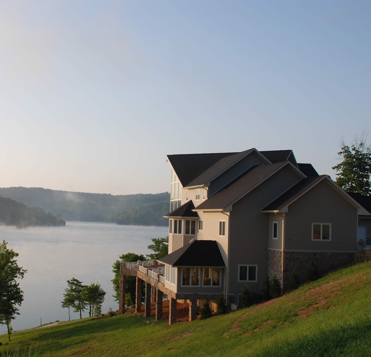 Luxury Lake House for Sale on Norris Lake